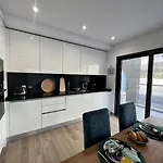 Apartment Da Rocha Twins 2 With Pool By Homing