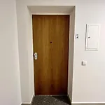 Da Rocha Twins 2 With Pool By Homing Apartment