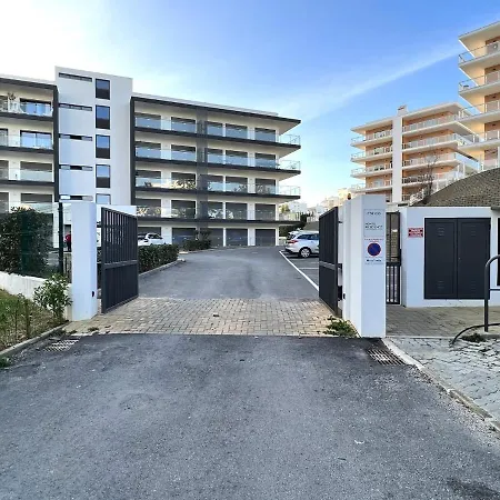 Da Rocha Twins 2 With Pool By Homing Portimao