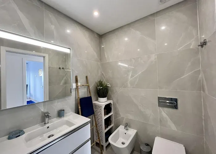 Da Rocha Twins 2 With Pool By Homing *