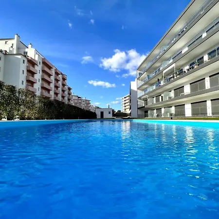 Praia Da Rocha Twins 2 With Pool By Homing Apartament