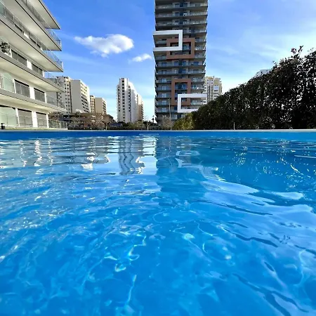 Praia Da Rocha Twins 2 With Pool By Homing Apartament *